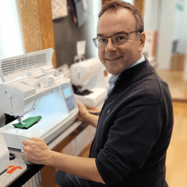 Christoph Hill, Inhaber von naehmaschinen-discounter.de